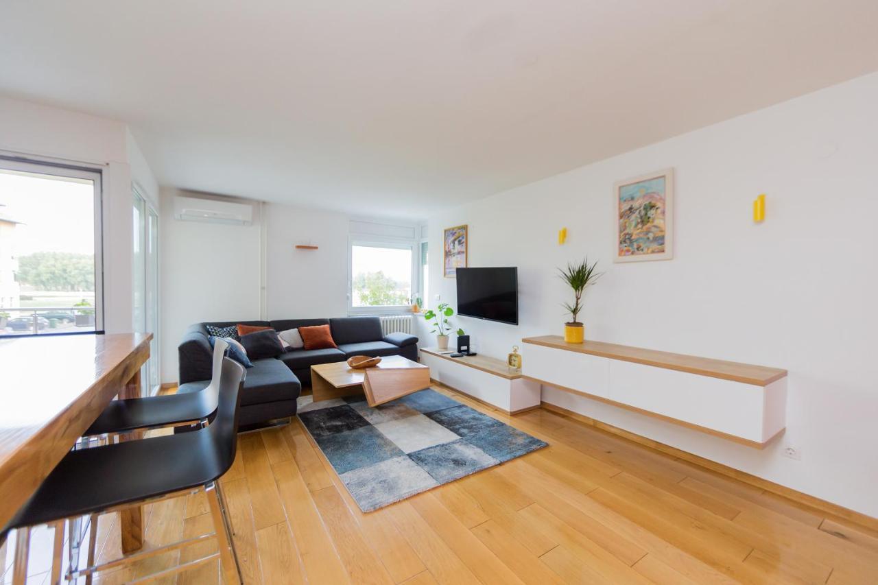 Apartman Bruna Self Check-In Osijek Buitenkant foto